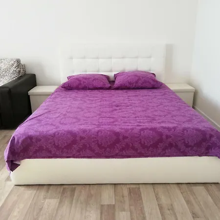 Apartament Прямо У Метро По Ул. Притыцкого!